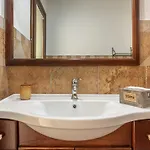 Maison Pinella