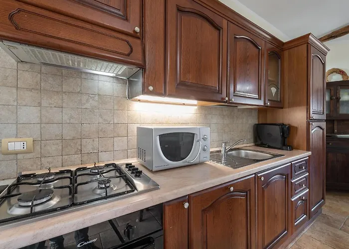 Apartament Maison Pinella *